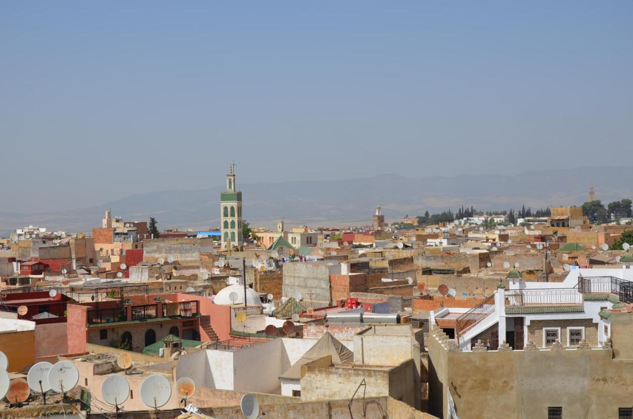 Riad Alkatib مكناز المظهر الخارجي الصورة