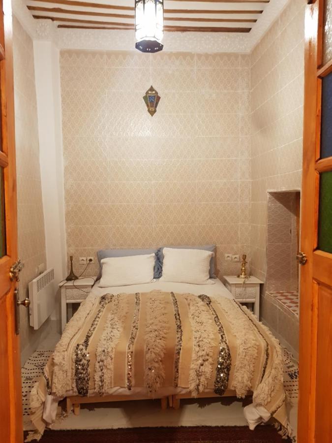 Riad Alkatib مكناز المظهر الخارجي الصورة