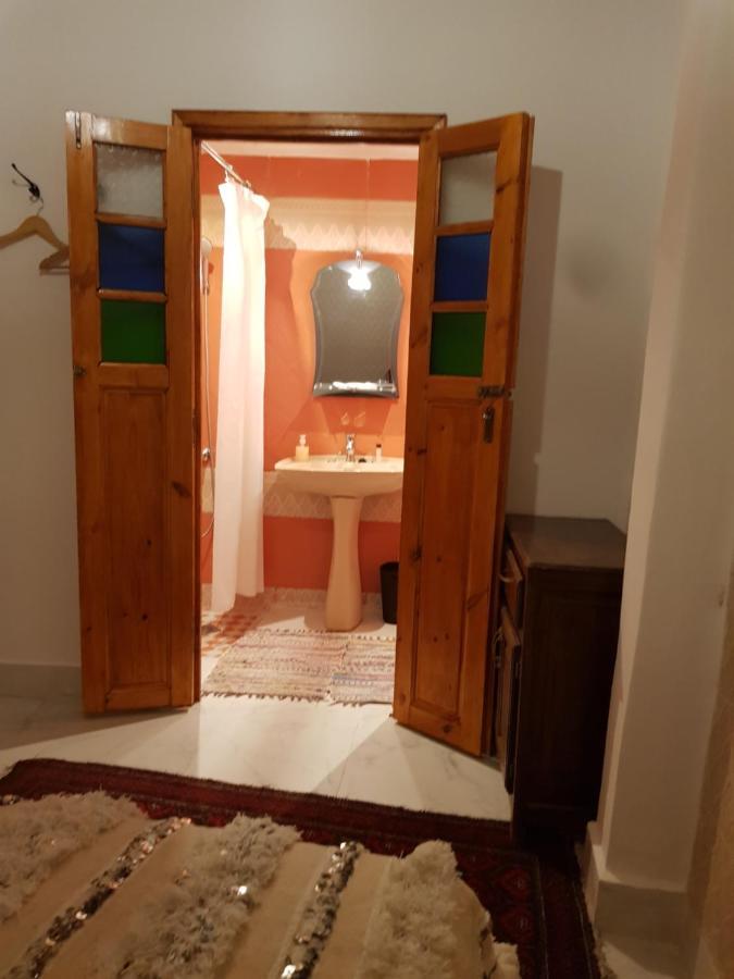 Riad Alkatib مكناز المظهر الخارجي الصورة